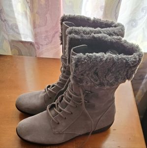 Aerosols Suede Boots